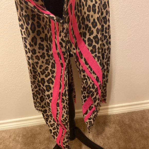 Leopard Print Pink Highlights Long Cover-up - Picture 8 of 11